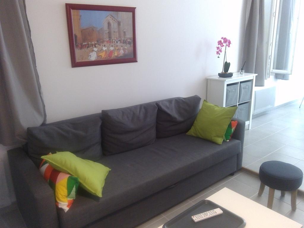 Apartmán Colombe LʼIsle-sur-la-Sorgue Exteriér fotografie